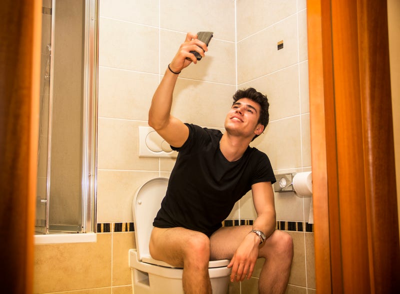 Toilet selfie