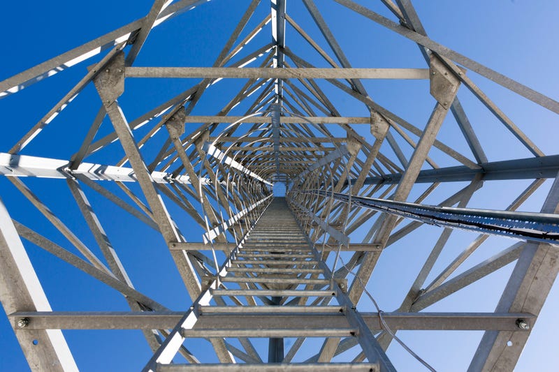 Cell tower