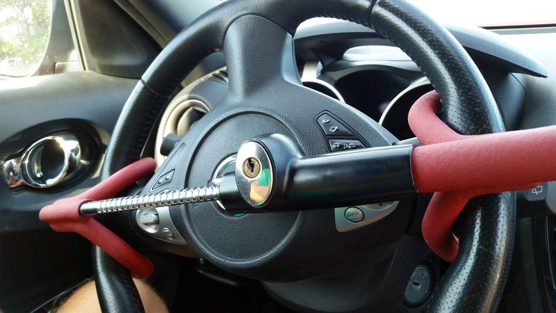 Steering wheel lock
