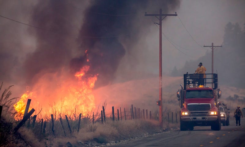 Downers Grove company donates 2,000 air purifiers to wildfire victims in Washington 
