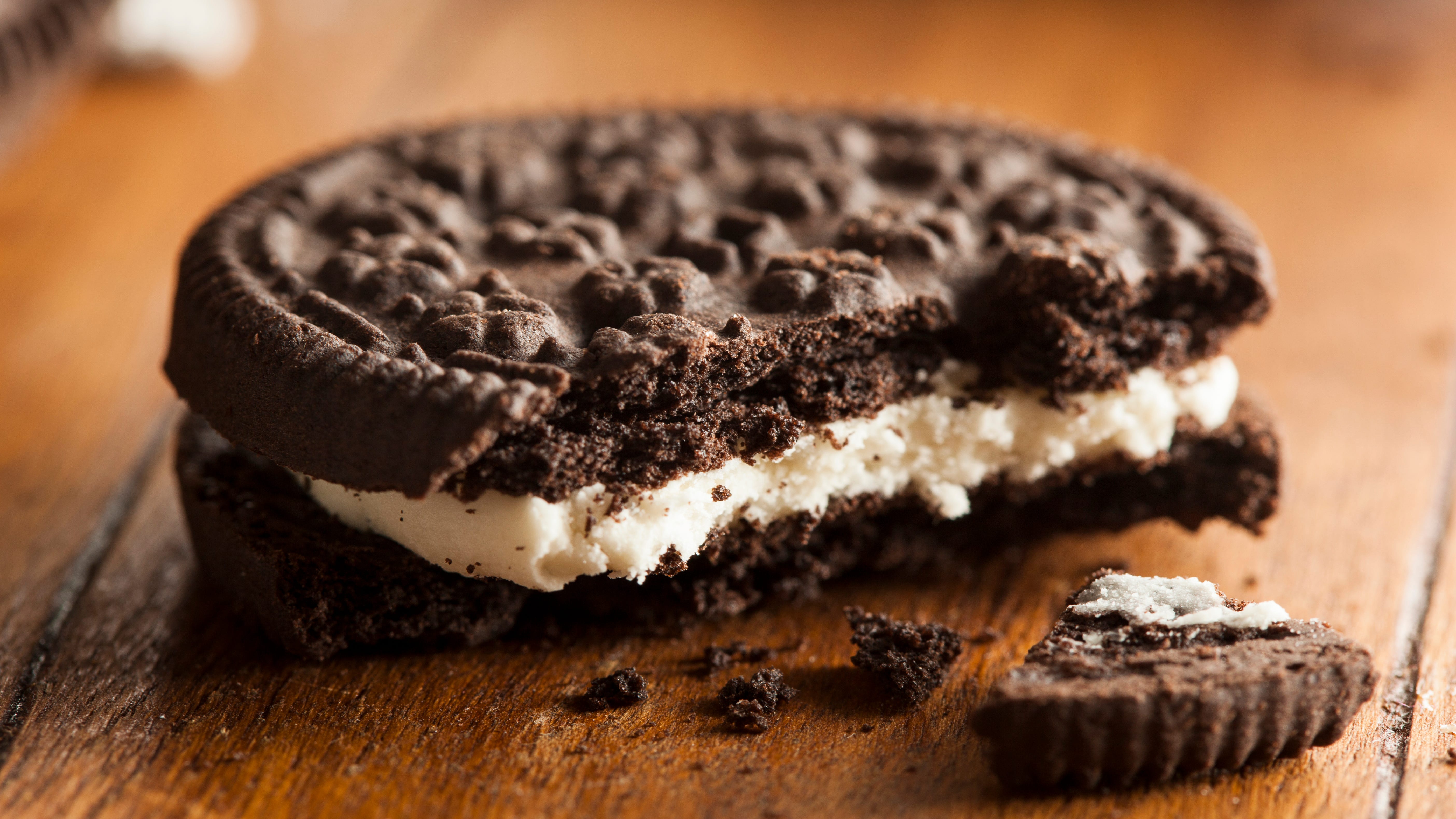 Pickle-Filled Oreos Are Now a Thing