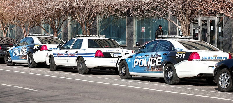 Detroit police responding to reports of a barricaded gunman on city's east side