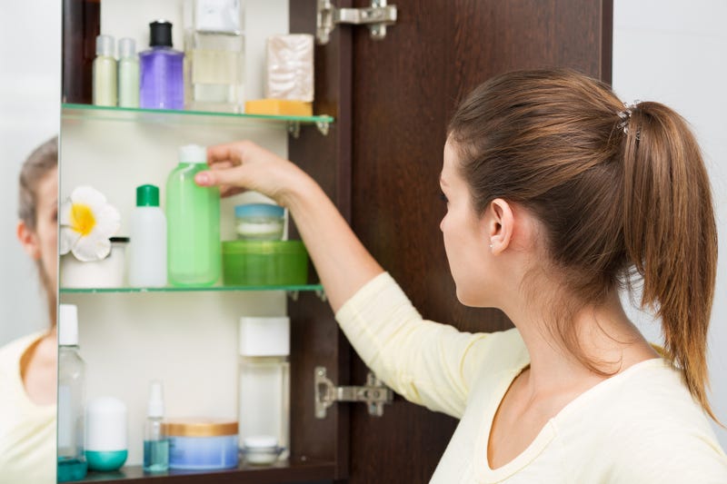 bathroom cleaning