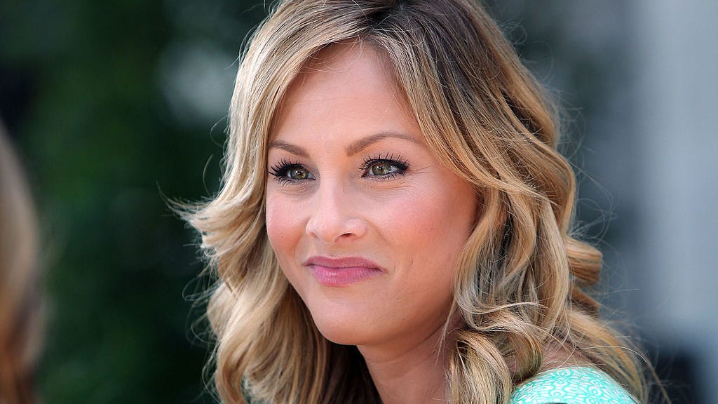 Clare Crawley Kisses One of Her Contestants in New 'Bachelorette' Promo