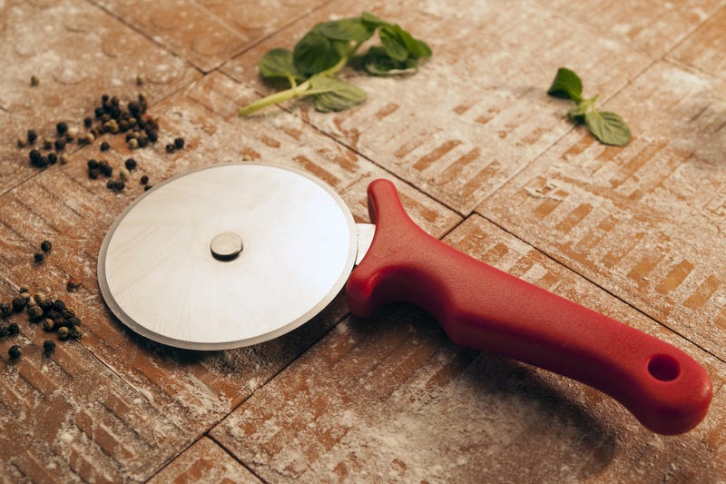 Police in southern Minnesota say a woman is facing felony assault charged after allegedly cutting a toddler with a pizza cutter at Rochester daycare.