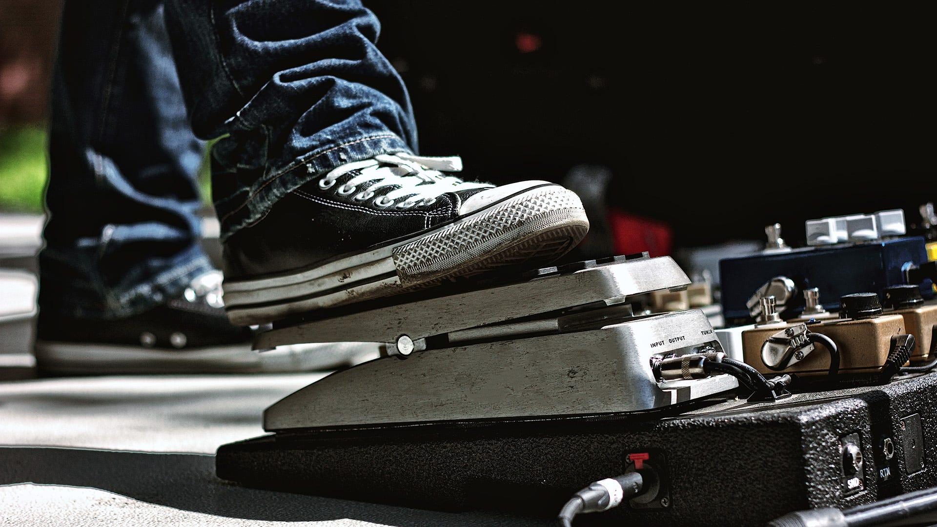 7 Exclusive Alternative stations you need to hear now on Audacy