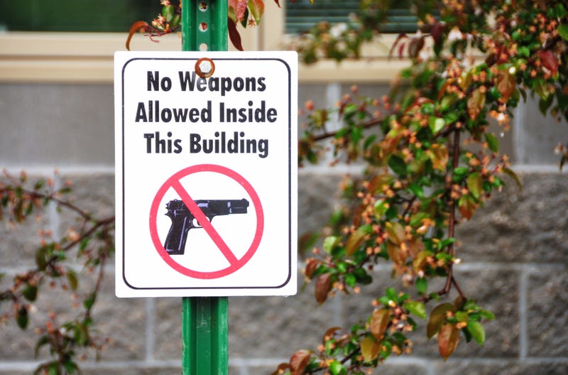 No guns sign