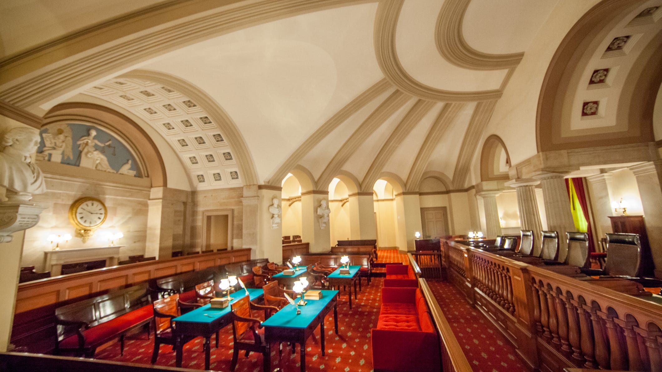 US to remove bust of man who defended slavery