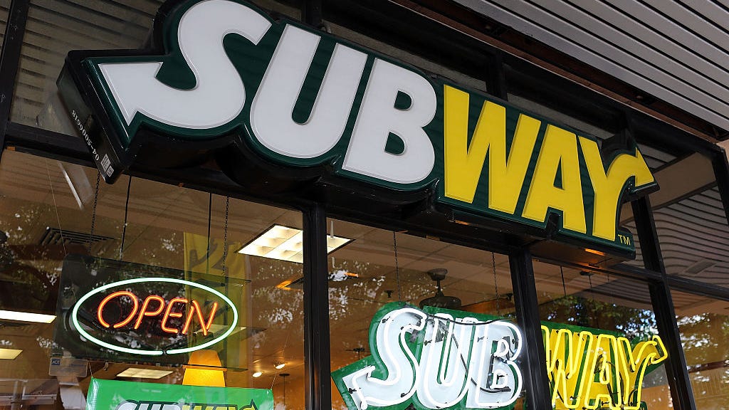 Lawsuit claims Subway 'tuna' contains no fish