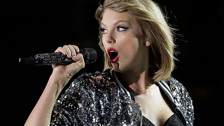 Taylor Swift To Return To the ACM Stage for the First Time in Nearly a Decade to Perform 'betty'