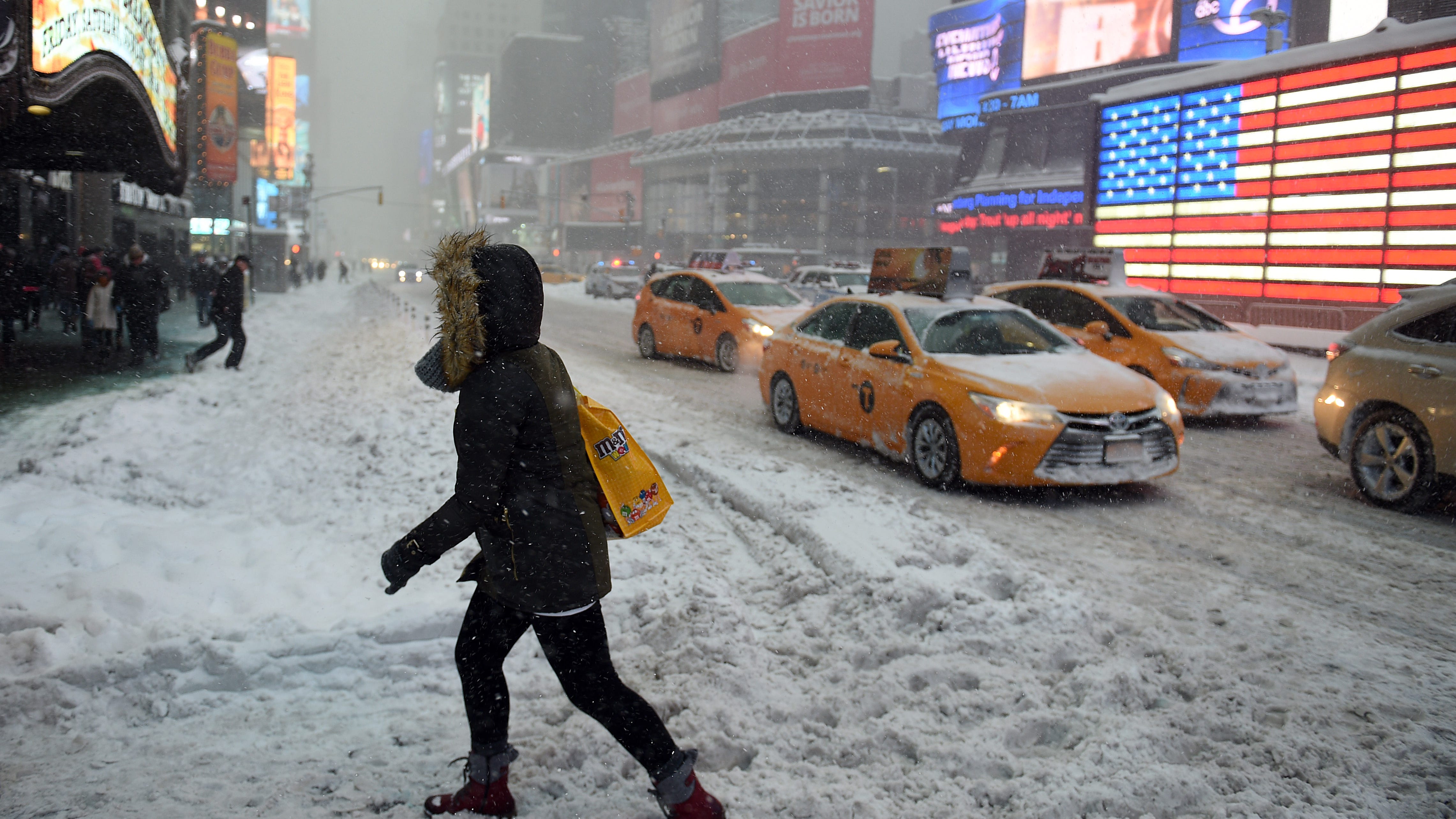 Nueva York podría ver de 3 a 6 pulgadas de nieve a partir del jueves por la noche
