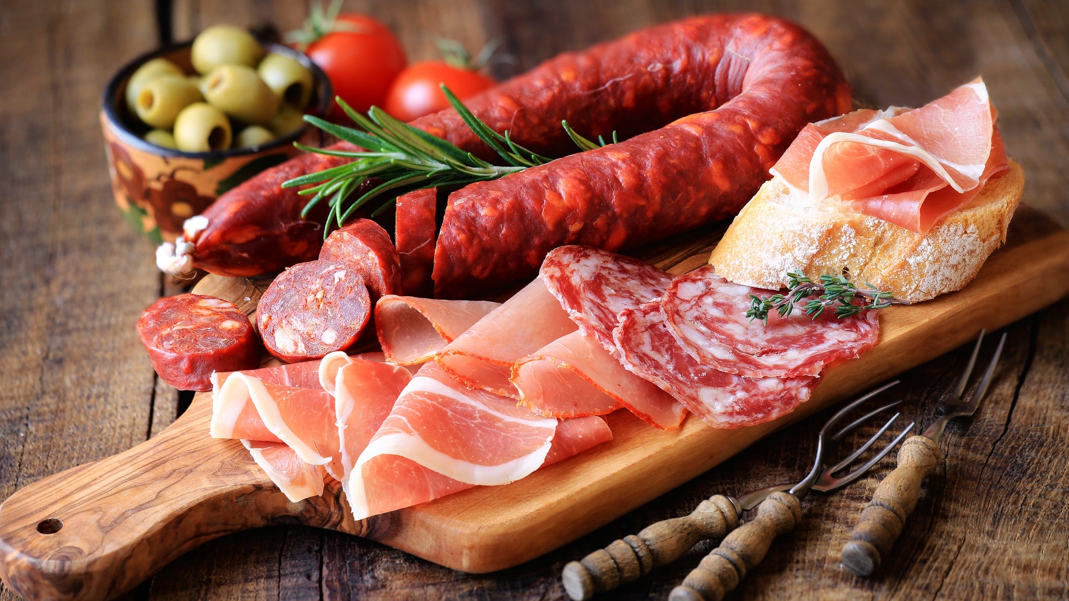 Salmonella outbreaks linked to Italian-style meats in 17 states