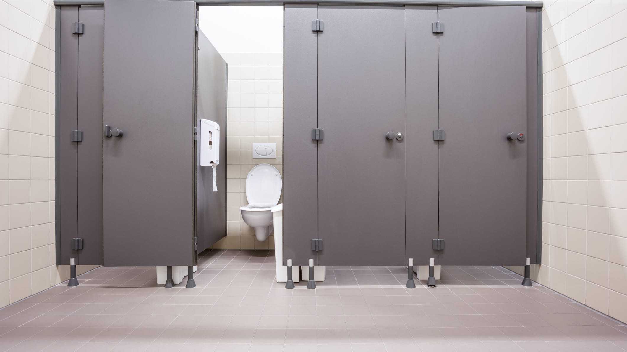 Dana & Parks: Why don't restroom partitions go floor-to-ceiling?