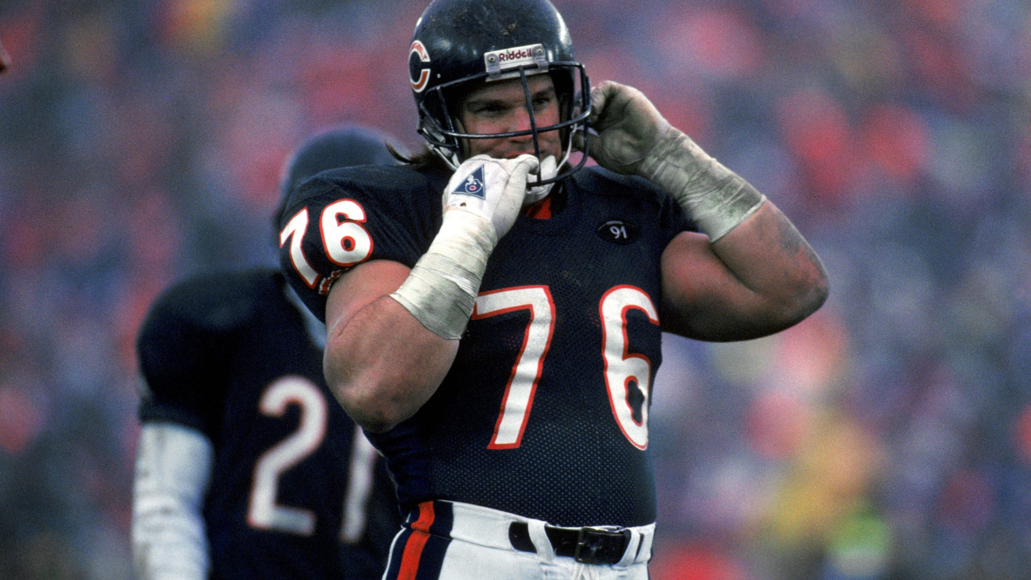 Bears great Steve McMichael reveals he's battling ALS