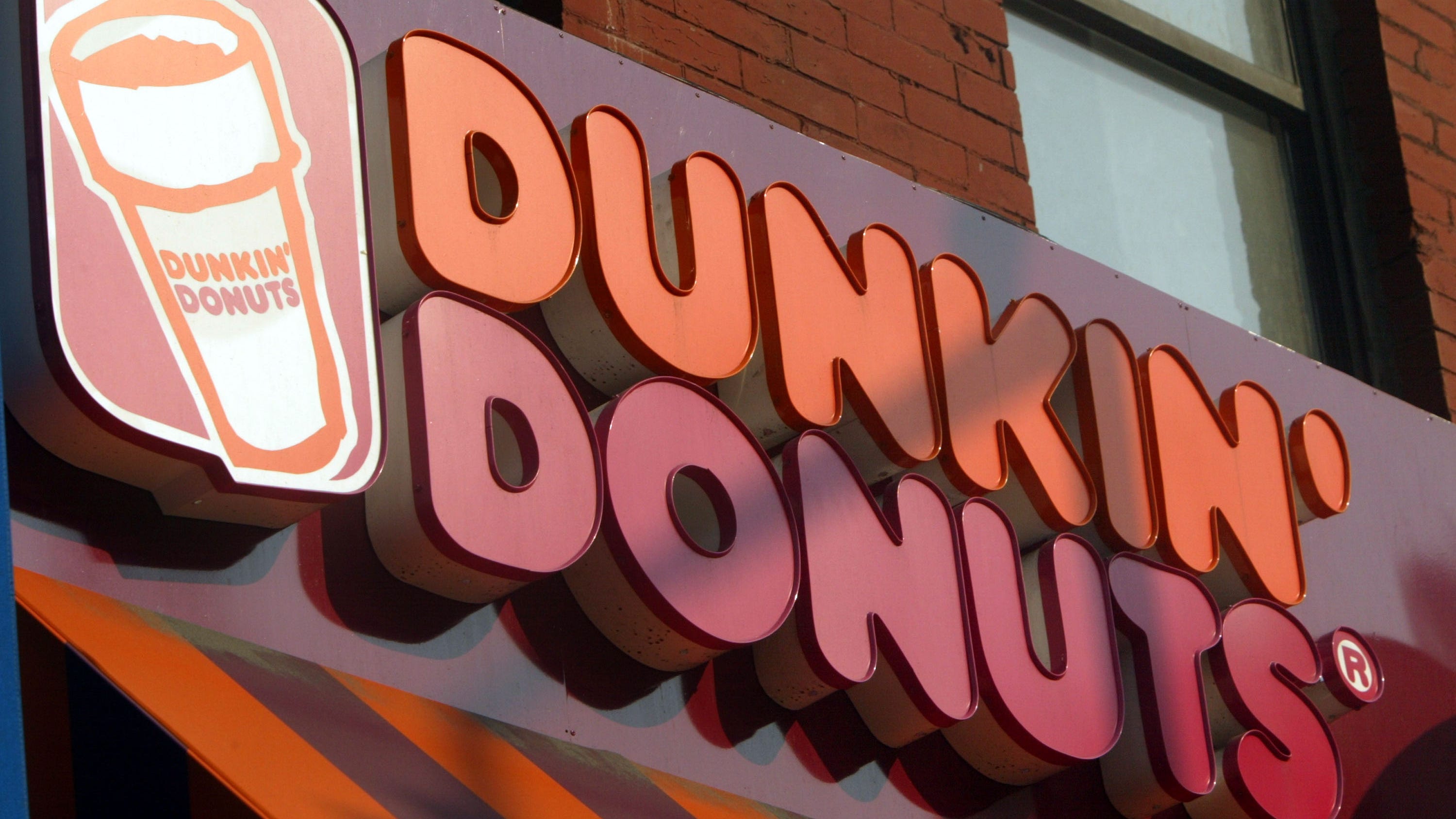 Dunkin offering teachers free coffee on Thursday