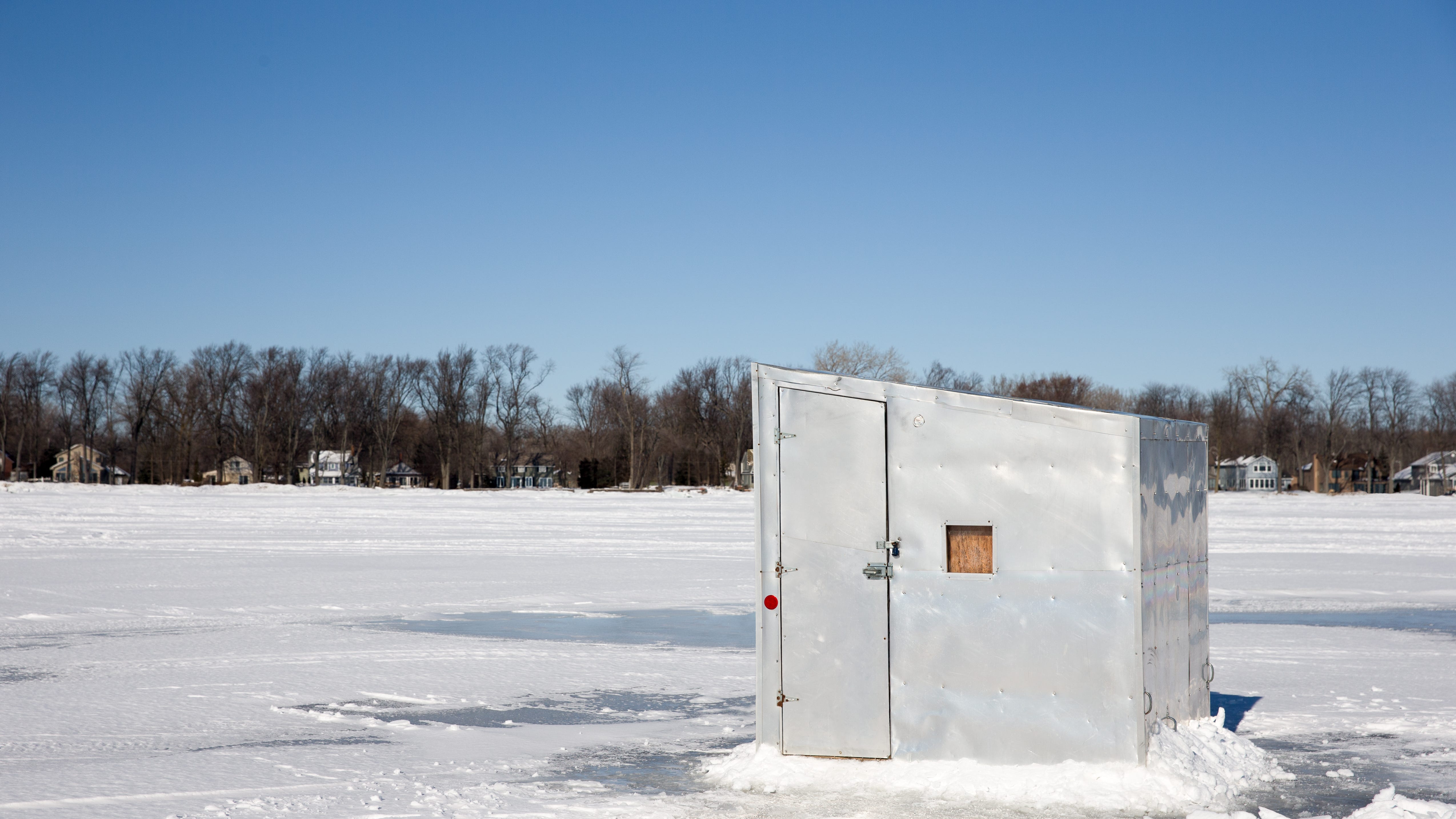 'Mother Nature unfortunately didn’t cooperate': Deteriorating ice, warm weather may prompt early shanty removal