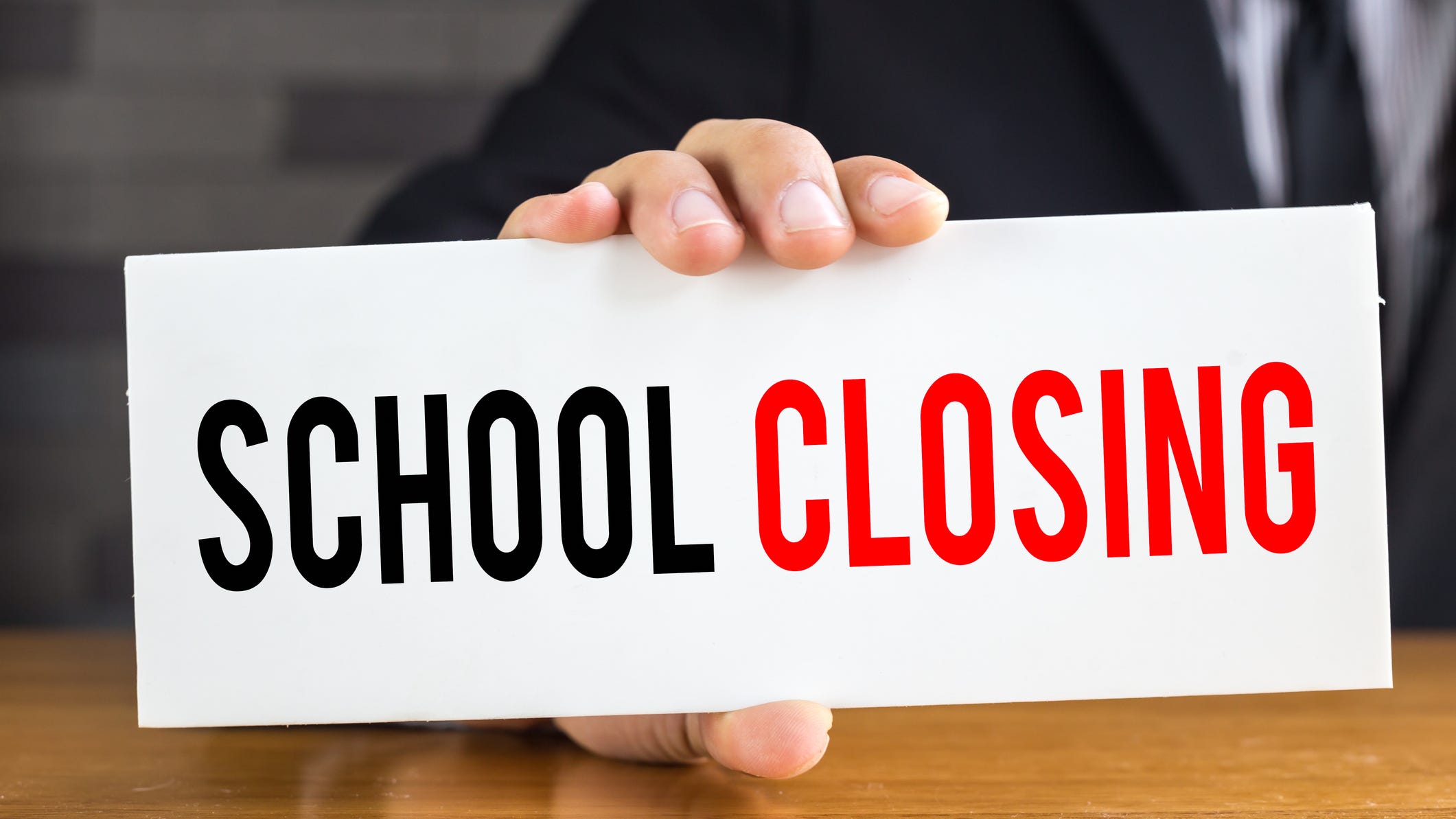 Chicago area schools close, go remote Wednesday due to dangerously cold temperatures