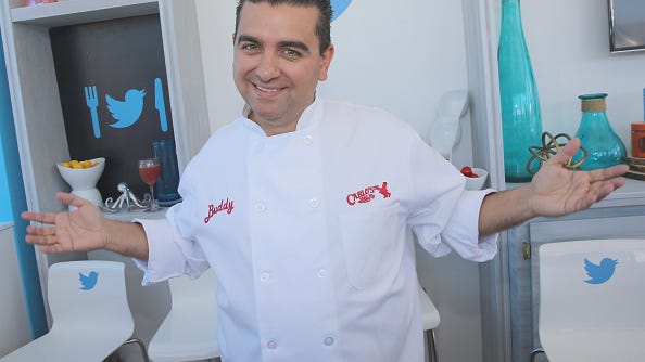 ‘Cake Boss’ star Buddy Valastro makes ‘super special’ dessert for hospital staff who operated on his hand