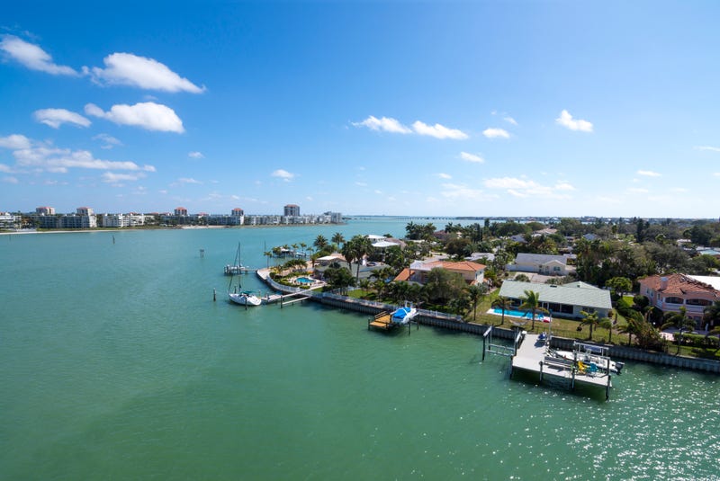 Pass-a-Grille channel and islands of Isla del Sol and Vina del Mar on the gulf coast of Florida .