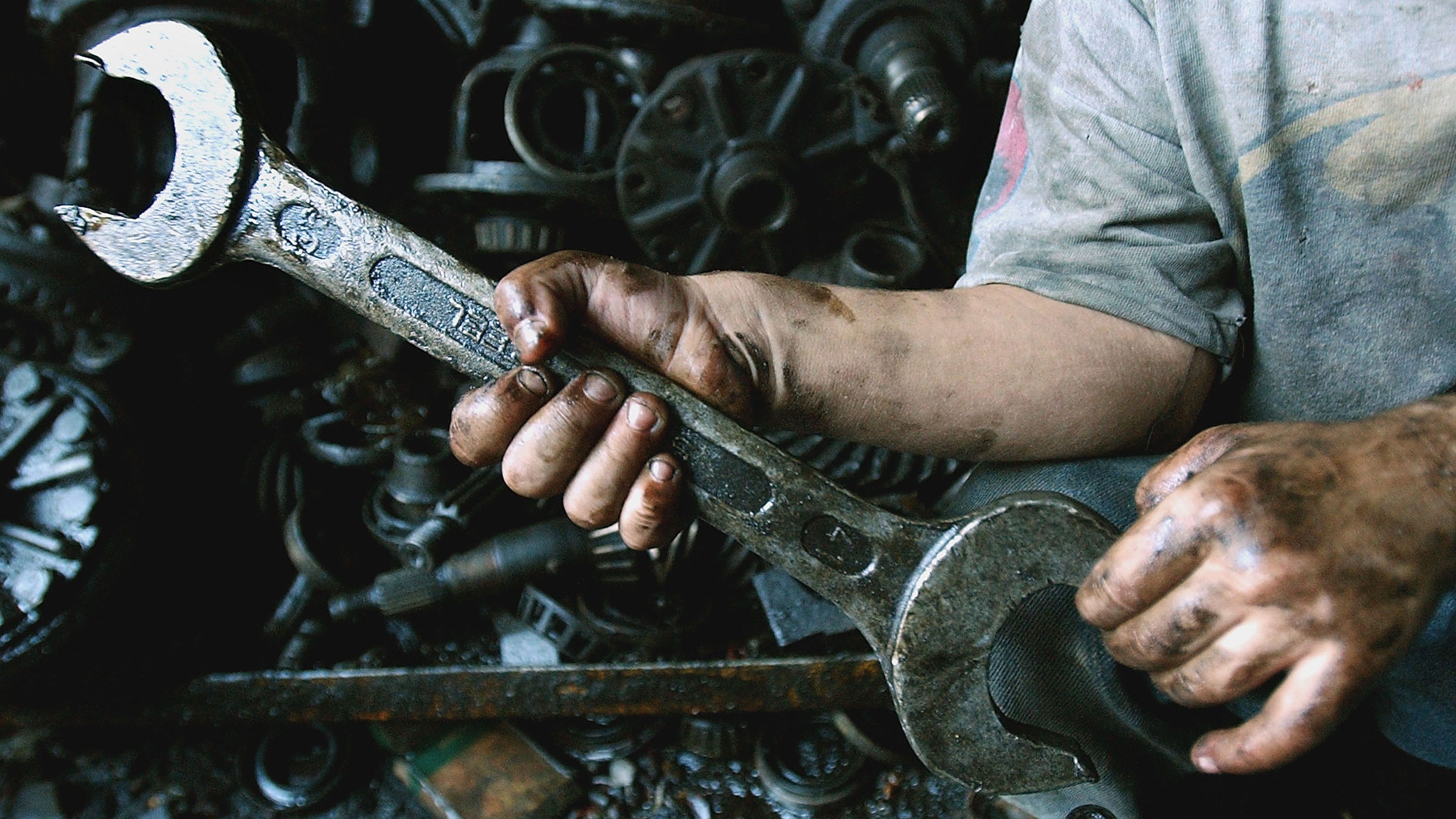 Report: 12-year-olds found working in Alabama auto parts plant