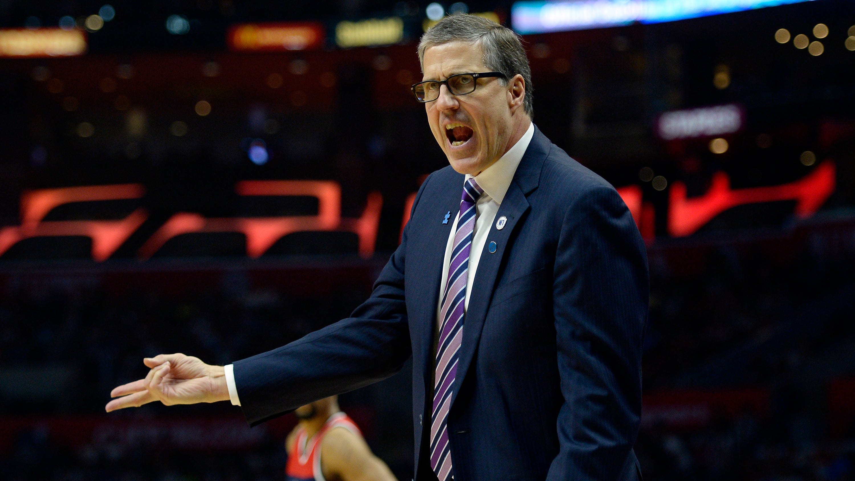 Kevin Sheehan: Randy Wittman reveals Bradley Beal threw up from nerves on eve of first-ever playoff game