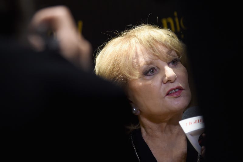 Barbara Walters in 2016