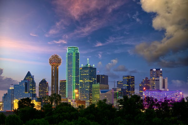 Dallas, TX skyline at dusk