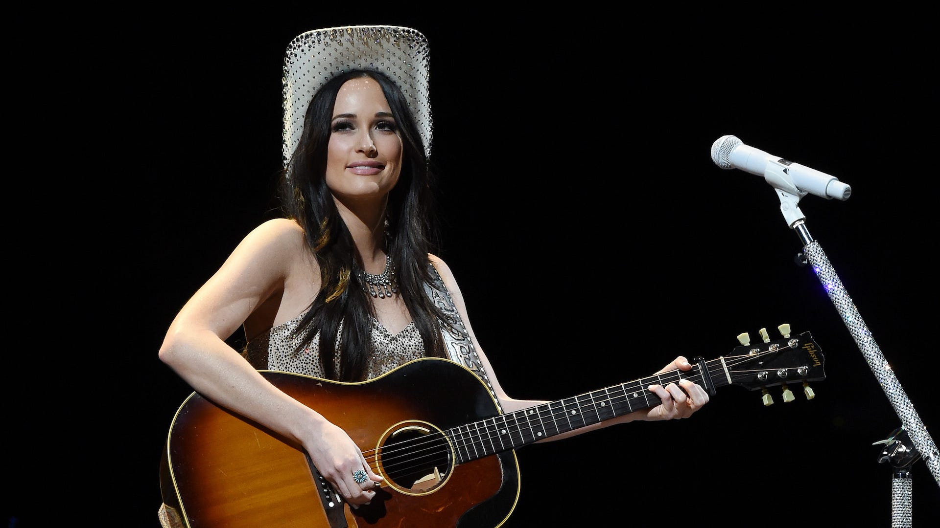 Did Kacey Musgraves' new man just make them Instagram official?