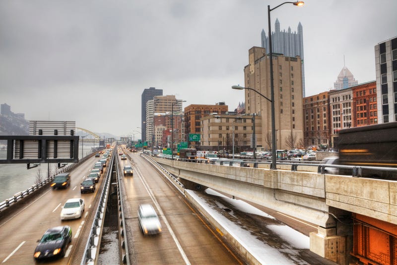 Light snow on Downtown Pittsburgh roads