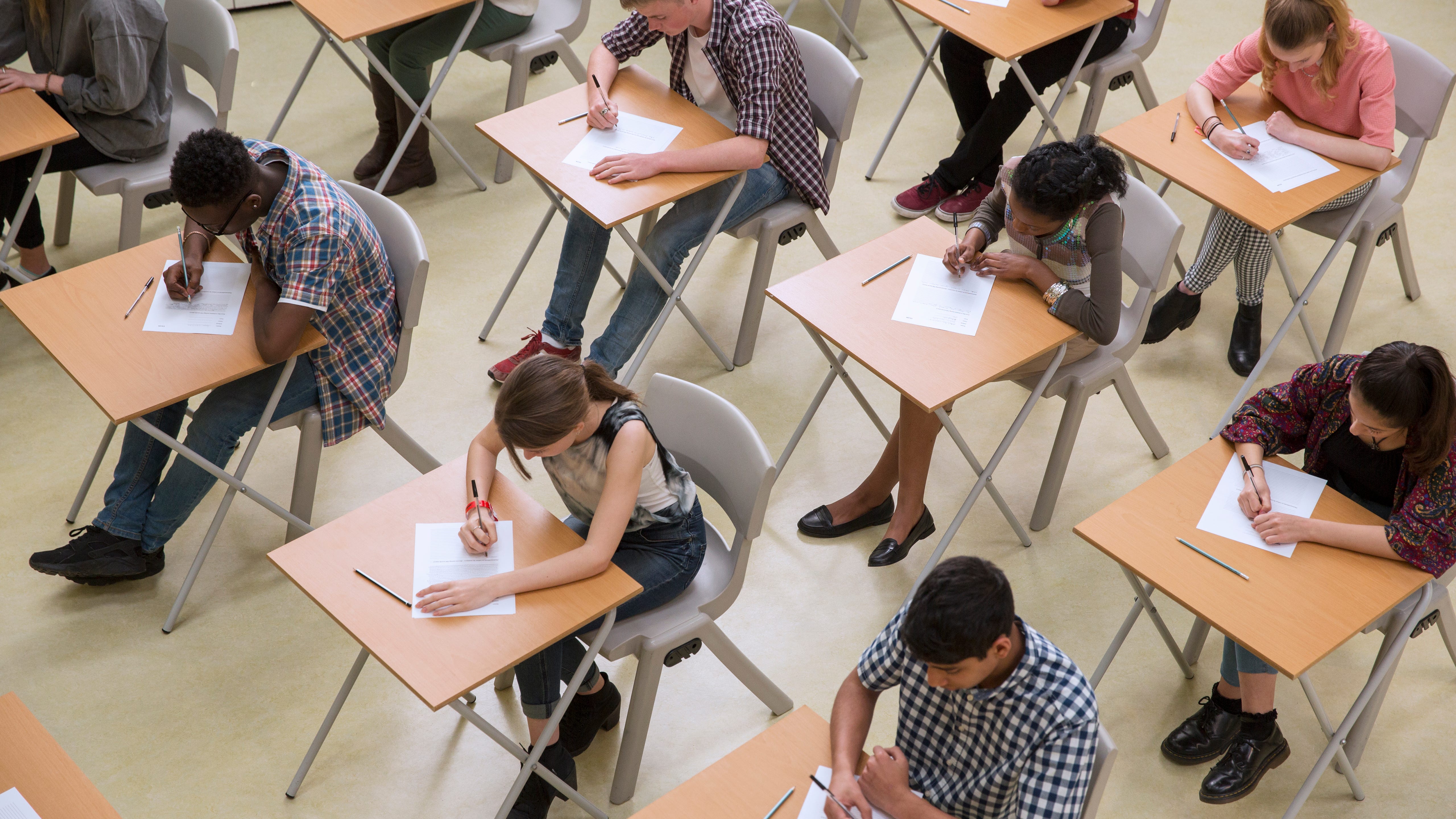 Illinois lawmakers question results of evidence-based funding model for schools five years later