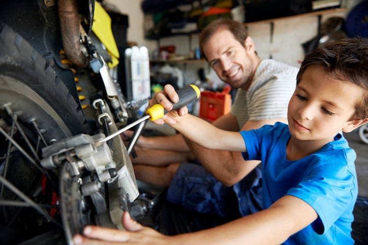 help dad in garage