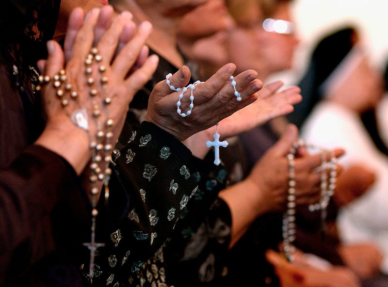people praying