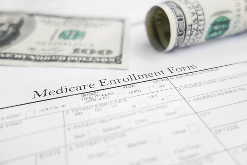A USC study released Tuesday comparing Medicare prescription drug prices with those paid by Costco members found that the federal government overpaid on roughly half of the most common generic medicines in 2018. (Getty Images)