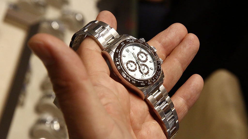 Man assaulted, robbed of $13K Rolex at gunpoint at Culver City shopping center