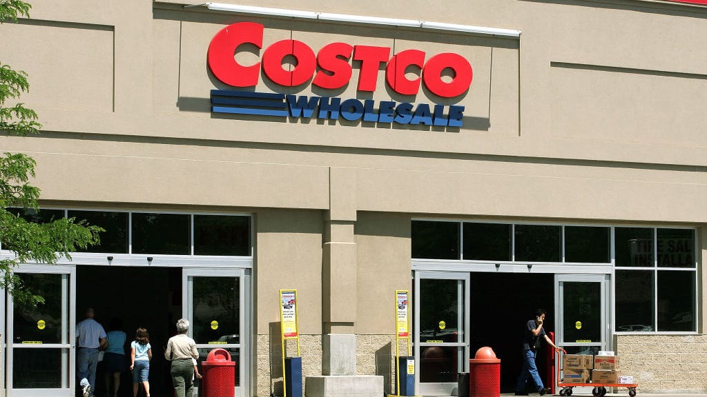 Costco raises its minimum wage to $16 an hour