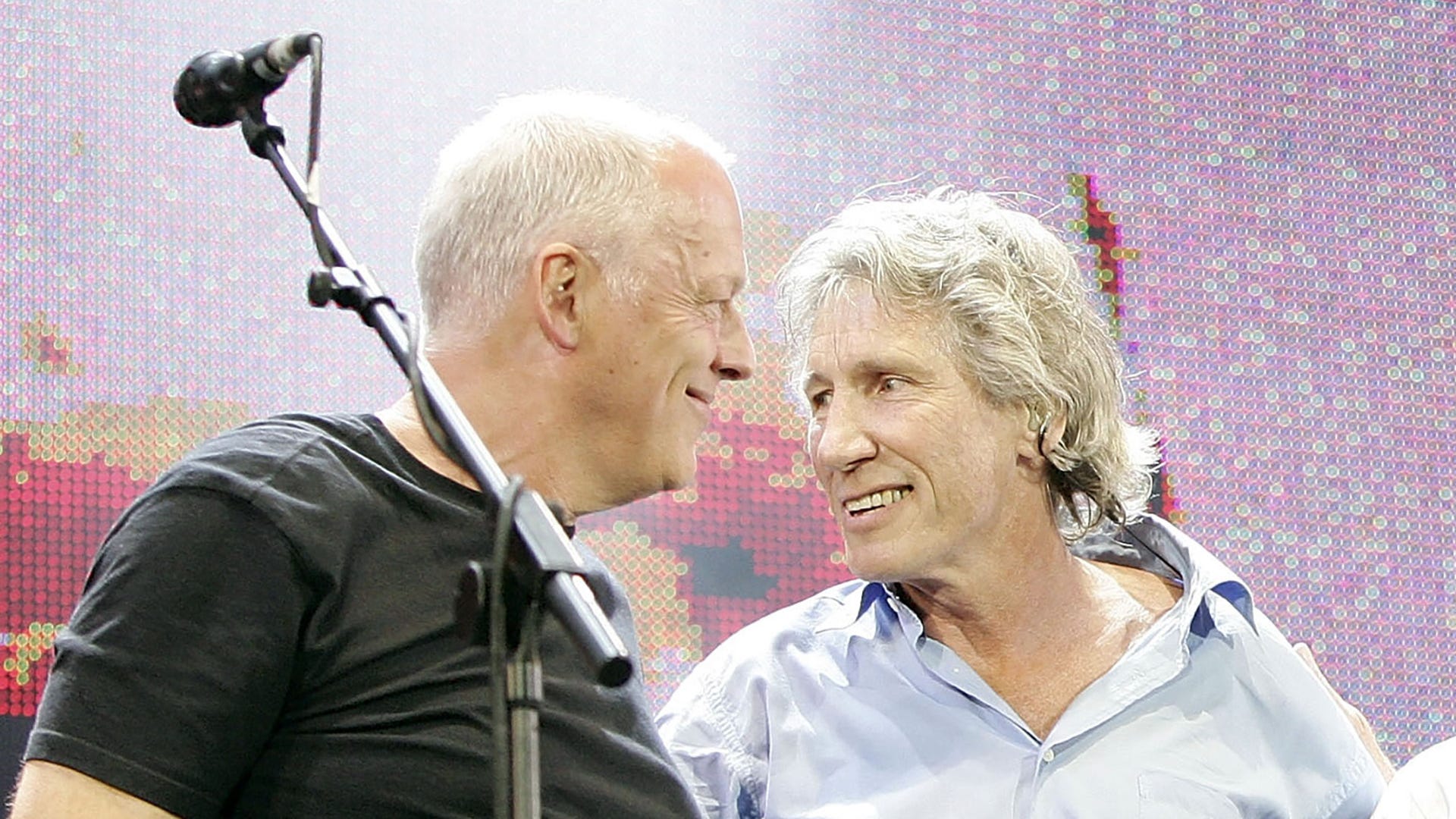 What's behind the latest rift between Roger Waters and David Gilmour of Pink Floyd
