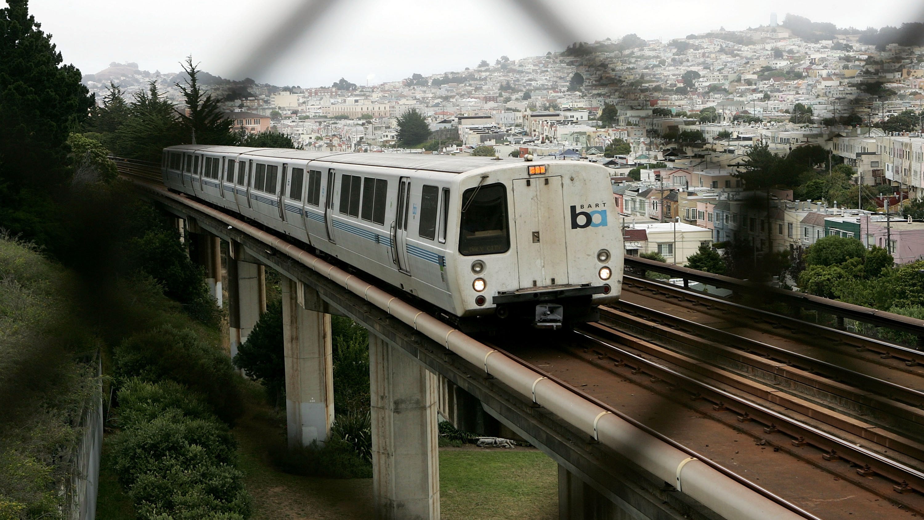 Software issue slows BART's new Fleet of the Future trains