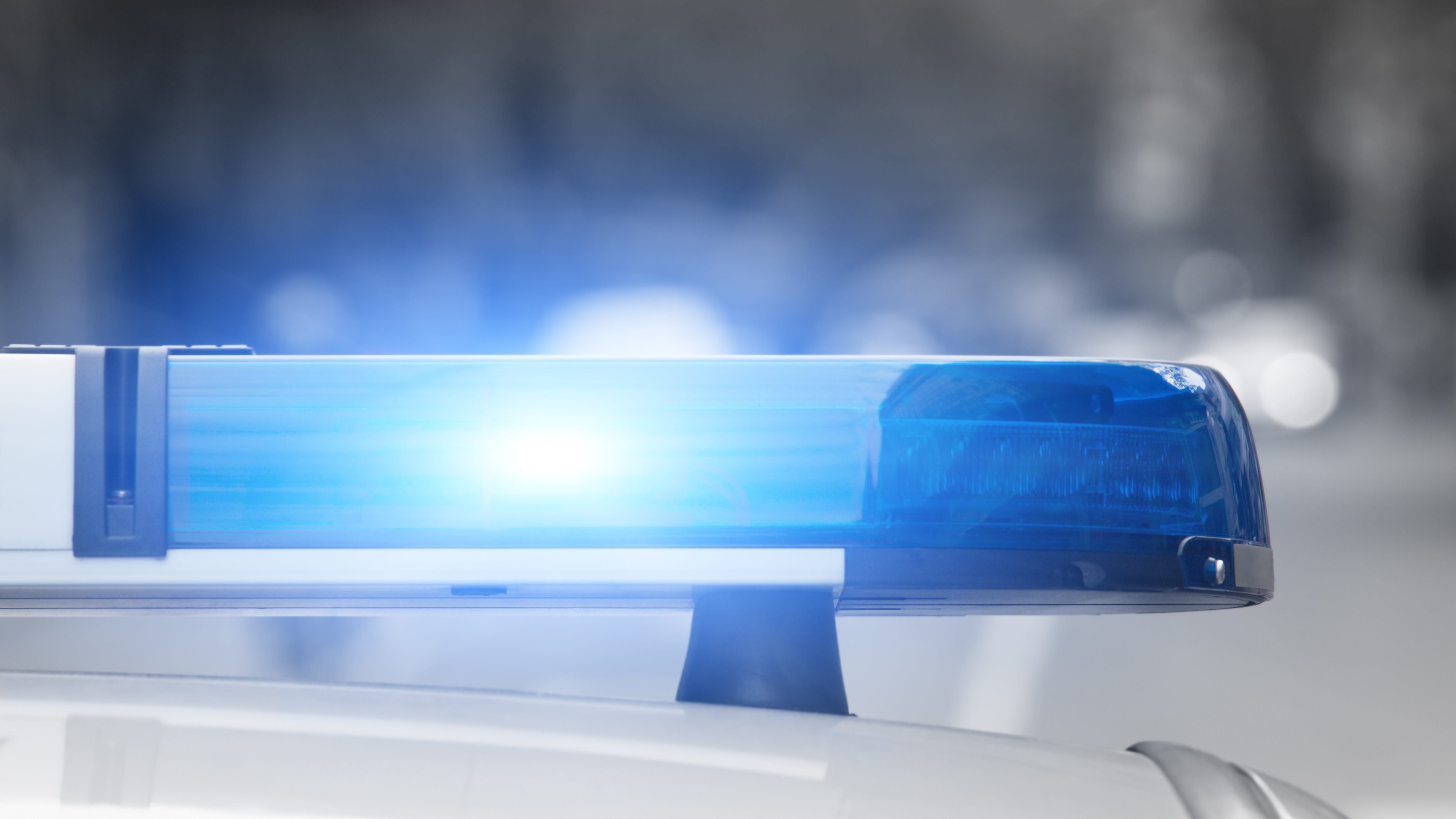 Dallas Police: Girl fatally shot inside apartment