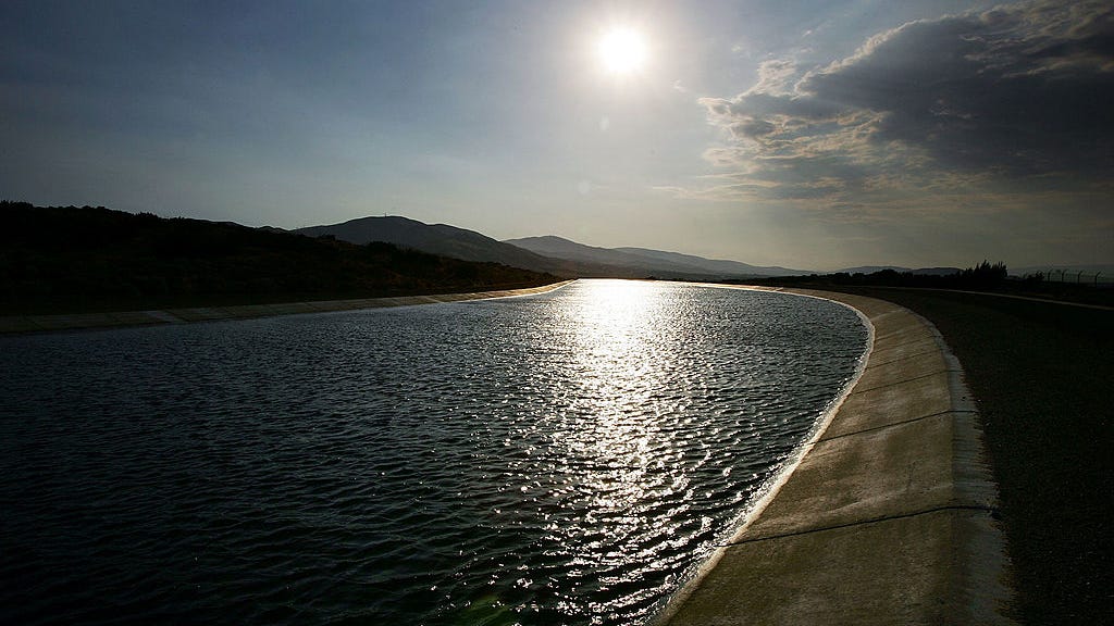 Proposal to place solar panels over L.A. Aqueduct advances in council committee