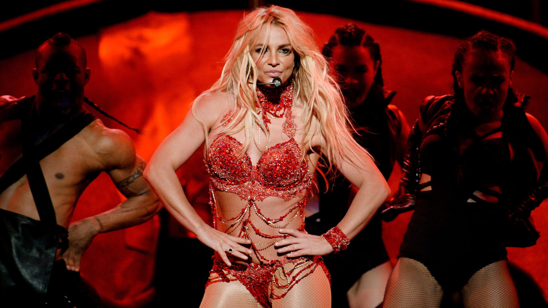 Britney Spears under investigation for striking employee: Report