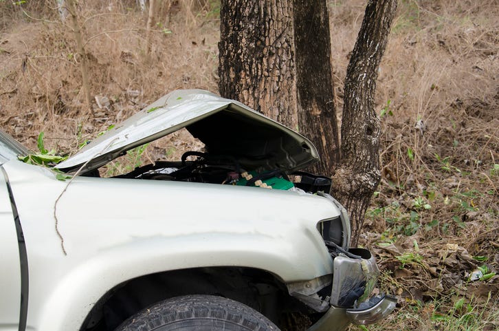 St. Clair County man in critical condition after smashing Dodge pickup into a tree, speed and alcohol believed to be involved
