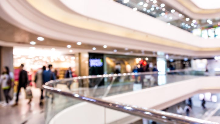 Fight involving pepper spray at Great Lakes Crossing leads to false reports of active shooter at the mall