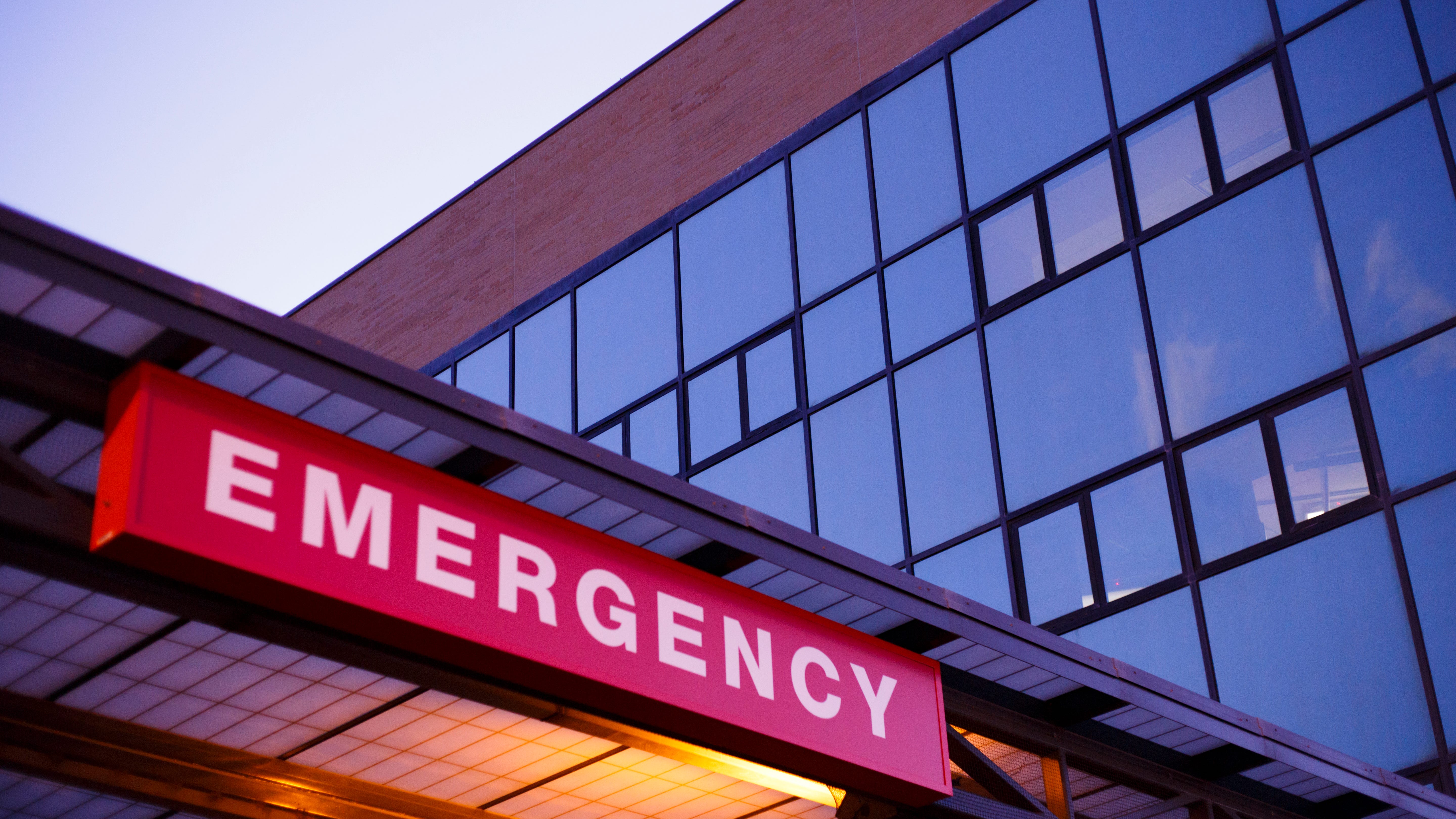 4-year-old girl, who was brought to Comer Children's Hospital with severe burns on her feet, died from child abuse: CPD
