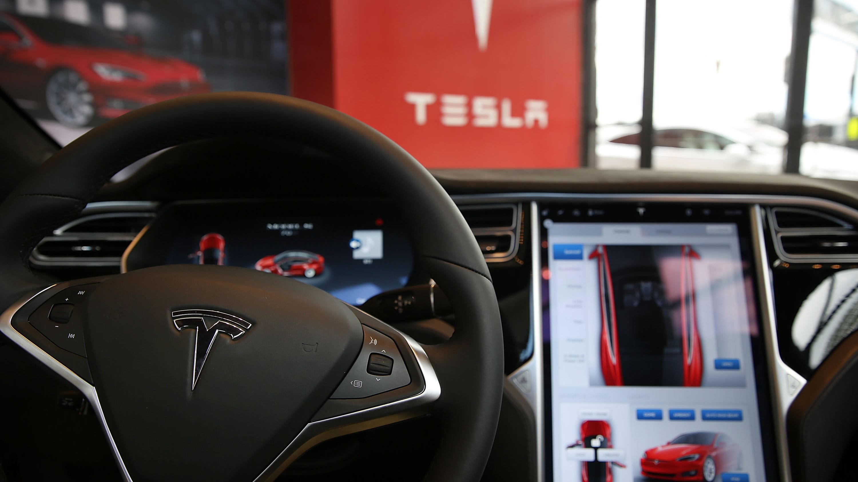 US report: nearly 400 crashes of automated tech vehicles