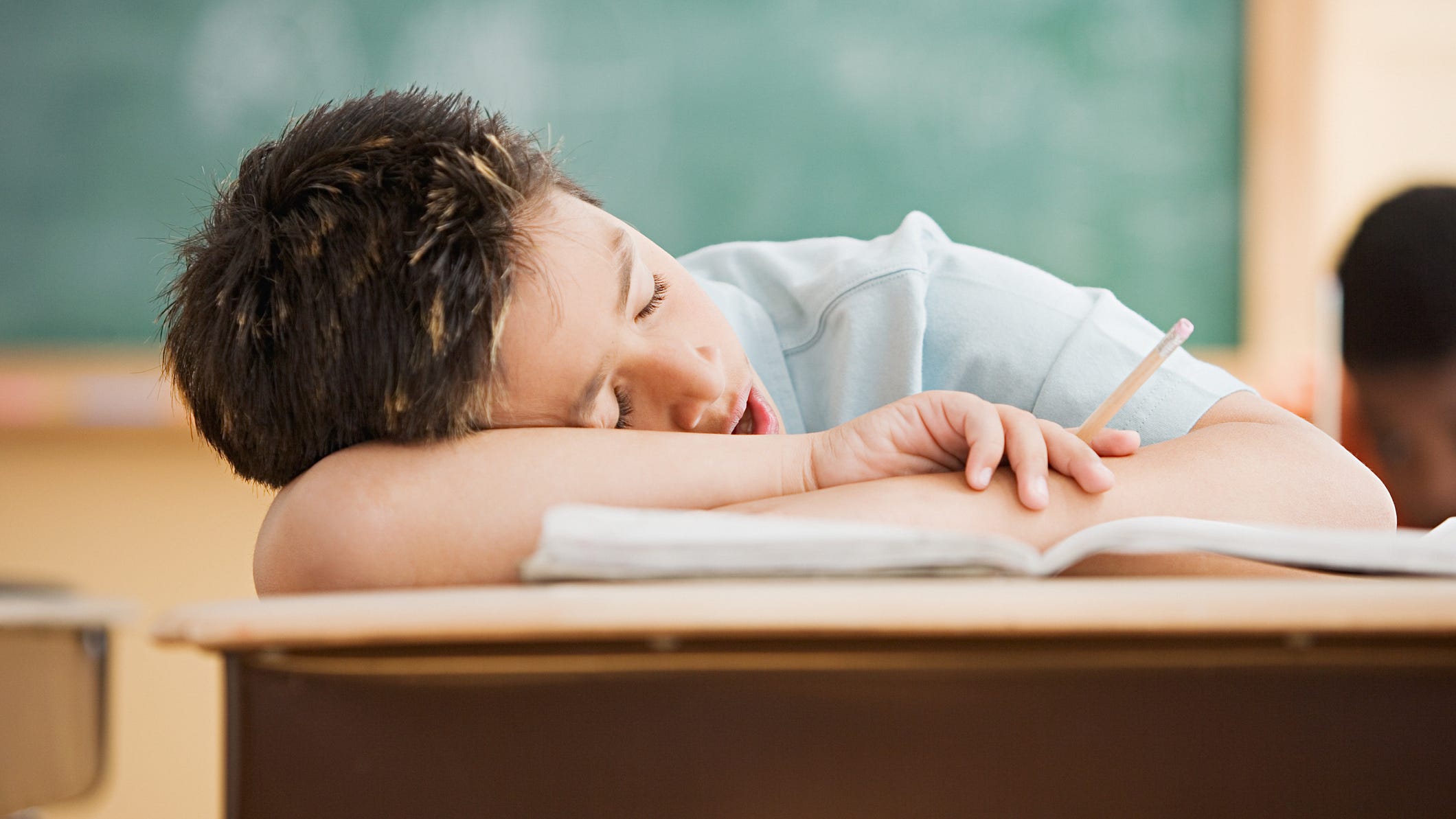 Ask the Expert: How do parents get kids back on their school sleep schedule?