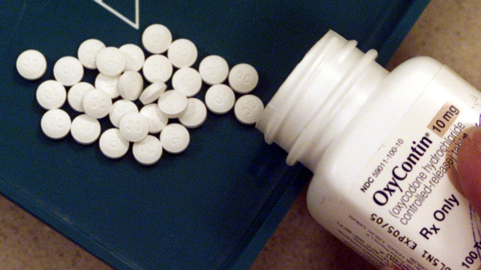 8 people, including doctor, 3 pharmacists, busted in NYC oxycodone distribution scheme