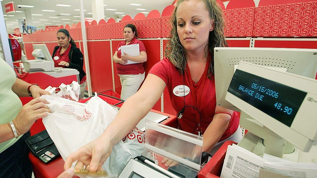 Target Raises Minimum Wage to $15 an Hour