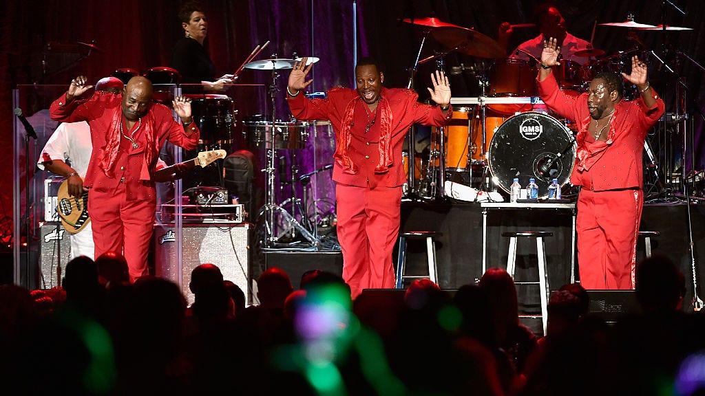 Body found in trash identified as member of classic group the O'Jays