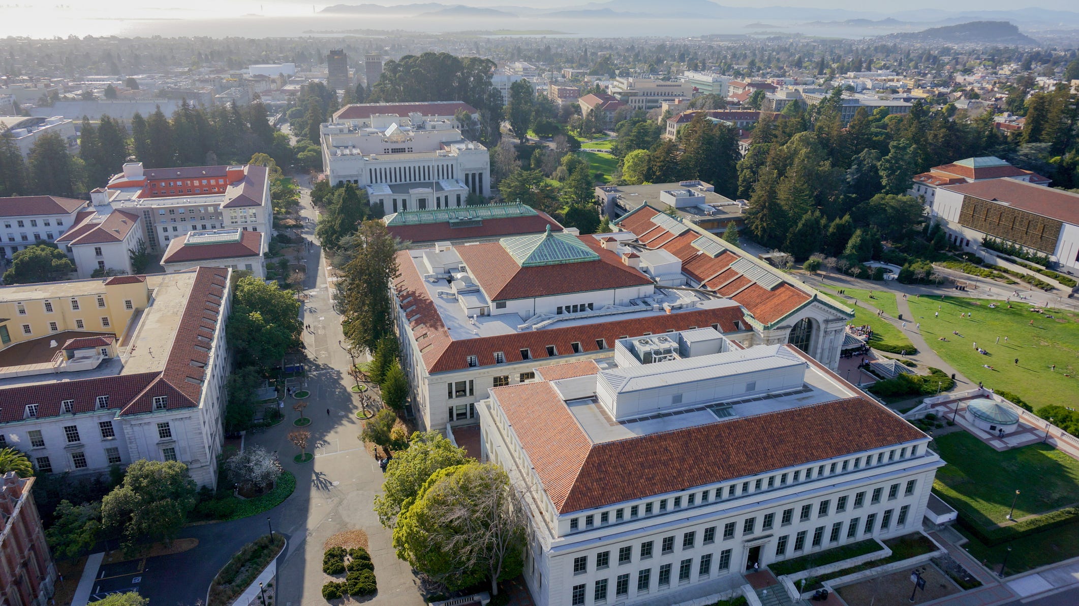UC campuses mandate COVID-19 boosters, consider remote learning