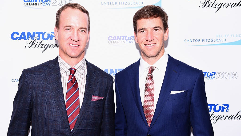 Peyton and Eli Manning to front alternate 'Monday Night Football' broadcasts over next 3 seasons